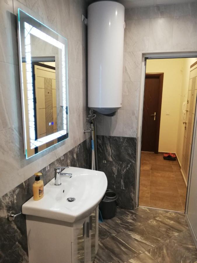 Апартамент За Гости Ниш 1 Veliko Tŭrnovo Exterior photo